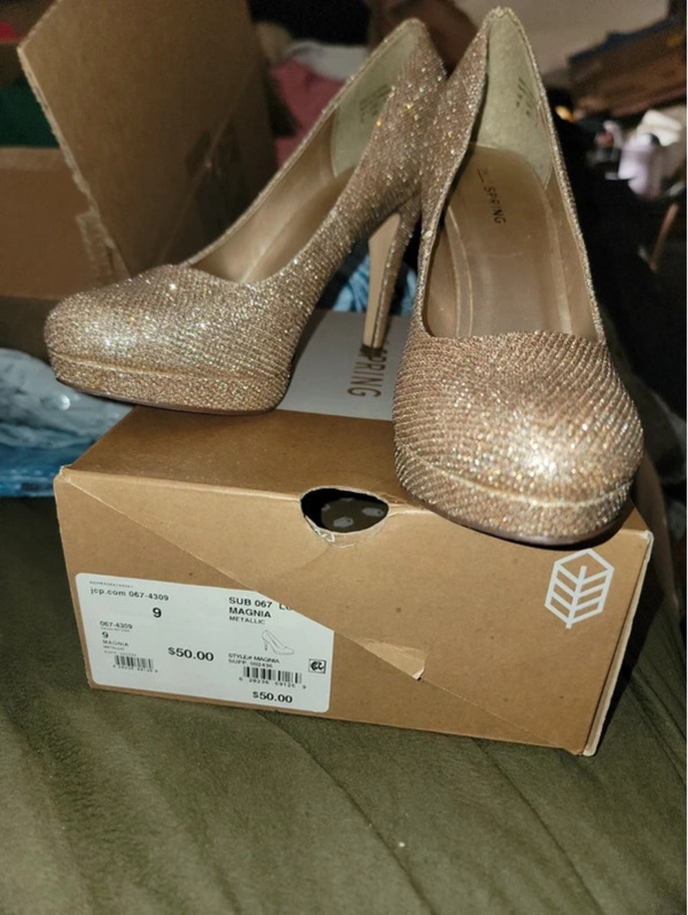 Size 9 call it spring heels